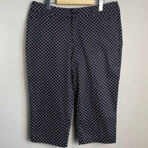 St. John's Bay Women's Black & White Dashed Diamond Pattern Capri Dress Pants 12